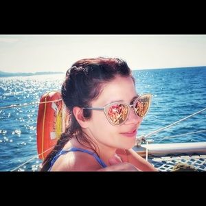 Quay Mirrored Pink Sunglasses